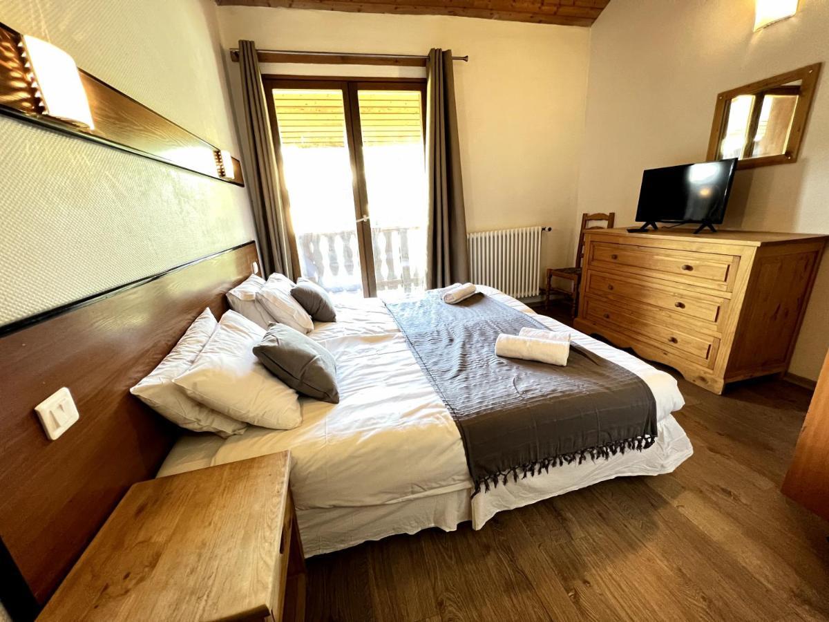 Hotel Le Piolet 圣马丁德贝尔维尔 外观 照片