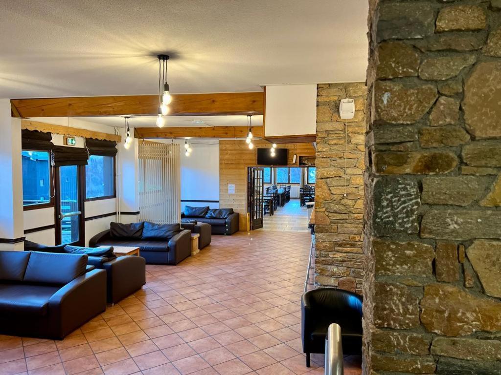 Hotel Le Piolet 圣马丁德贝尔维尔 外观 照片